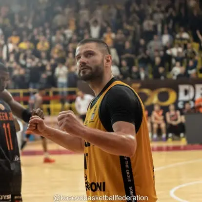 Pamje nga ndeshja Peja-Bashkimi